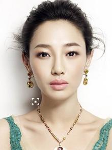 个人白百合的个人资料,从影视新星到家庭主妇的华丽转身