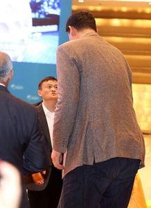 姚明马云照片,两大商业巨头携手共绘未来蓝图”